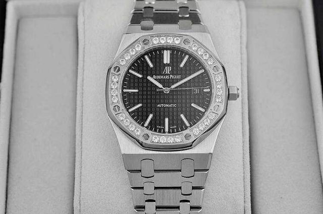 Audemars Piguet Watch 12